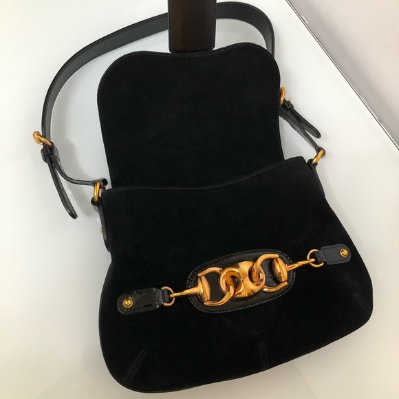 GUCCI Suede Black Handbag with Black Patent Leather Shoulder Strap - Picture 2 of 16